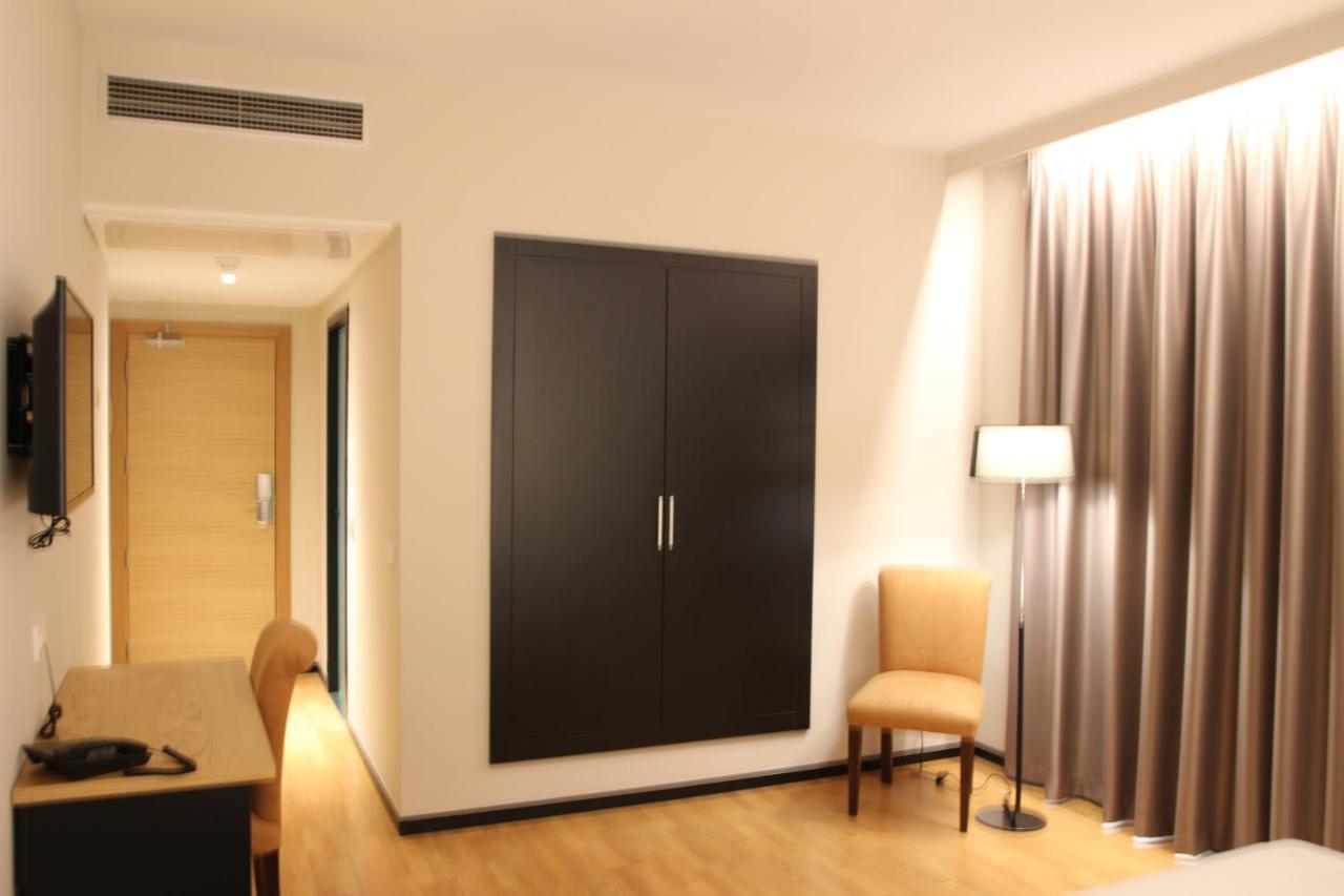 Hotel Alcantara Caces المظهر الخارجي الصورة