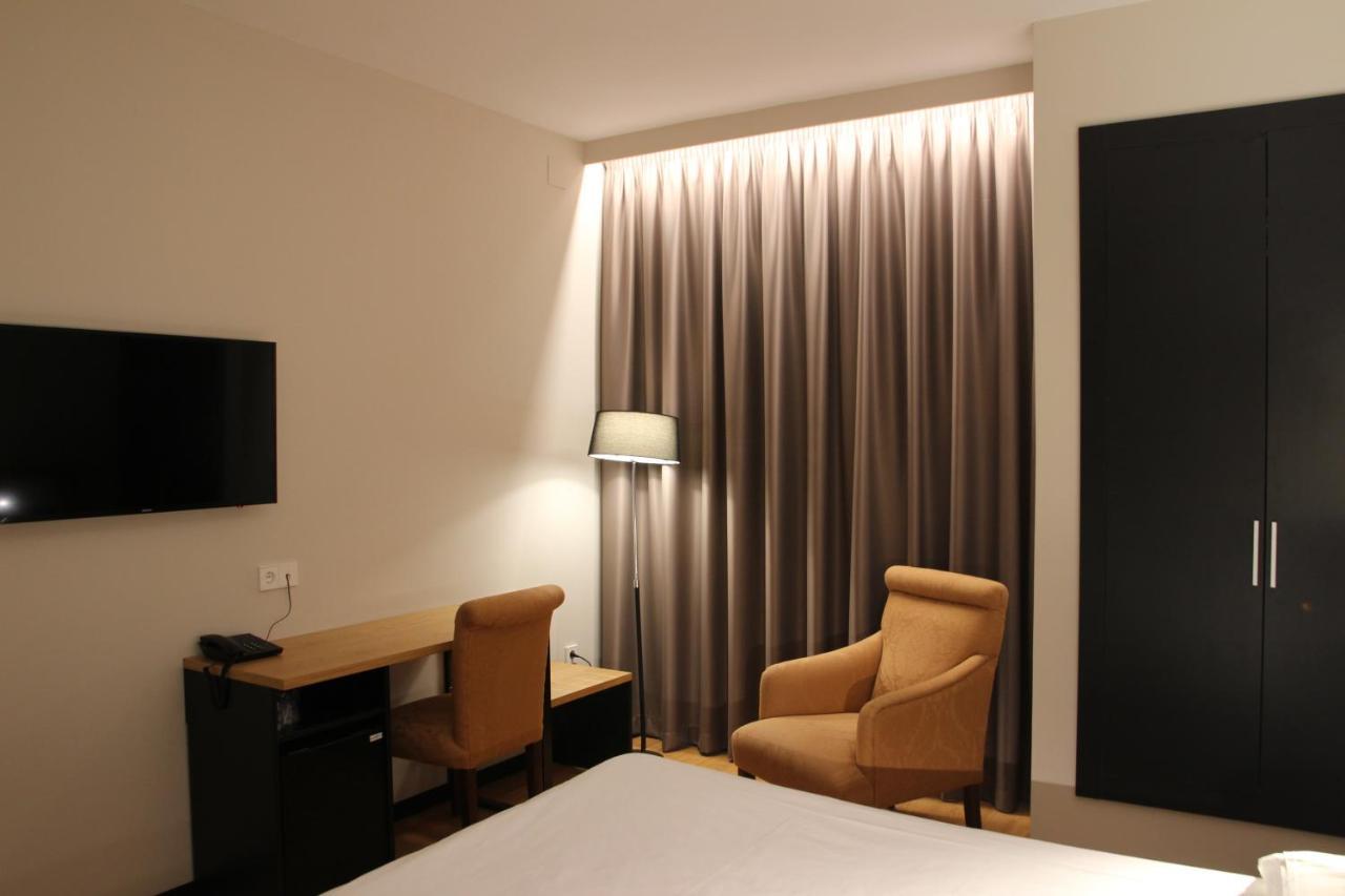 Hotel Alcantara Caces المظهر الخارجي الصورة