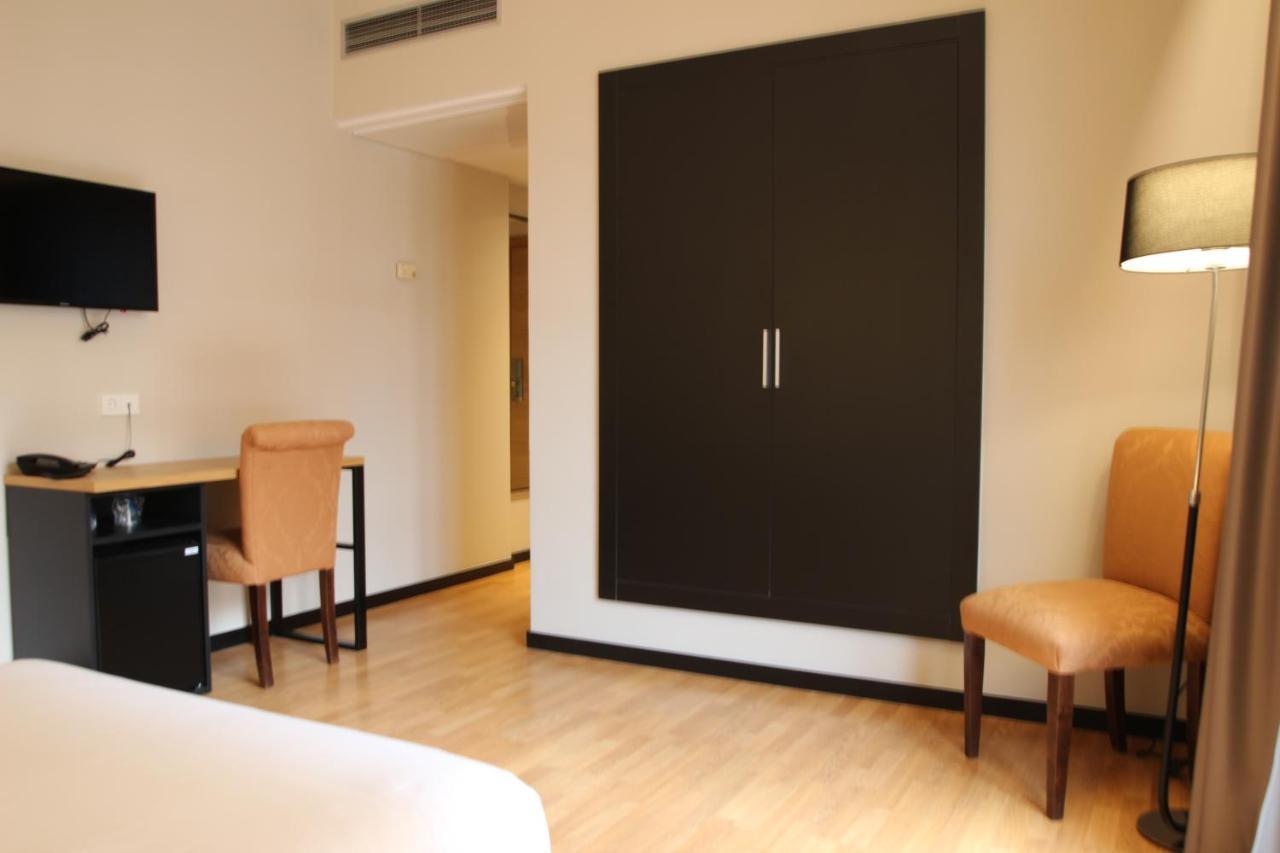 Hotel Alcantara Caces المظهر الخارجي الصورة