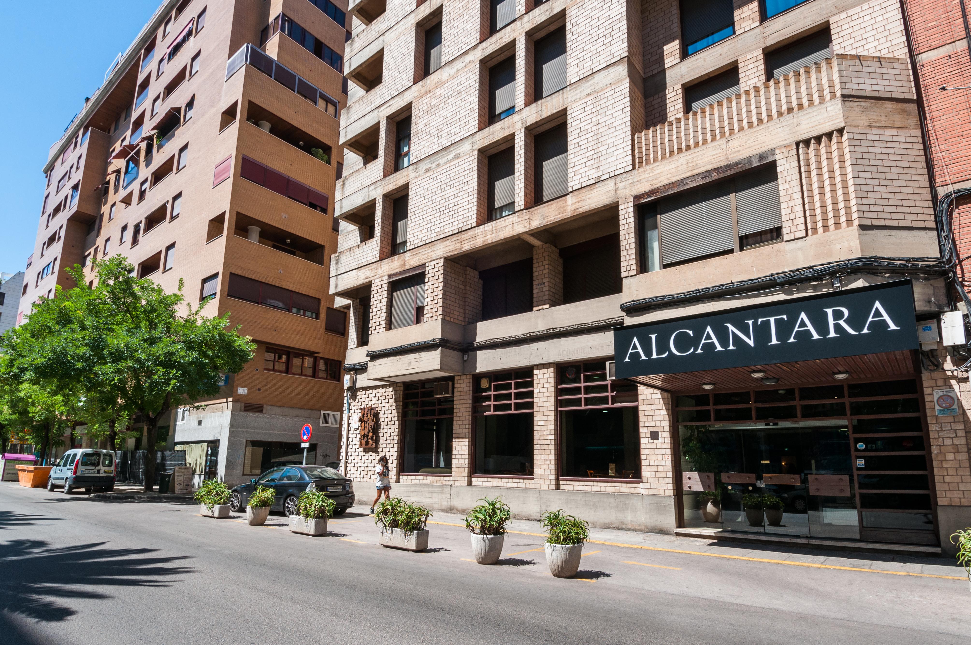 Hotel Alcantara Caces المظهر الخارجي الصورة