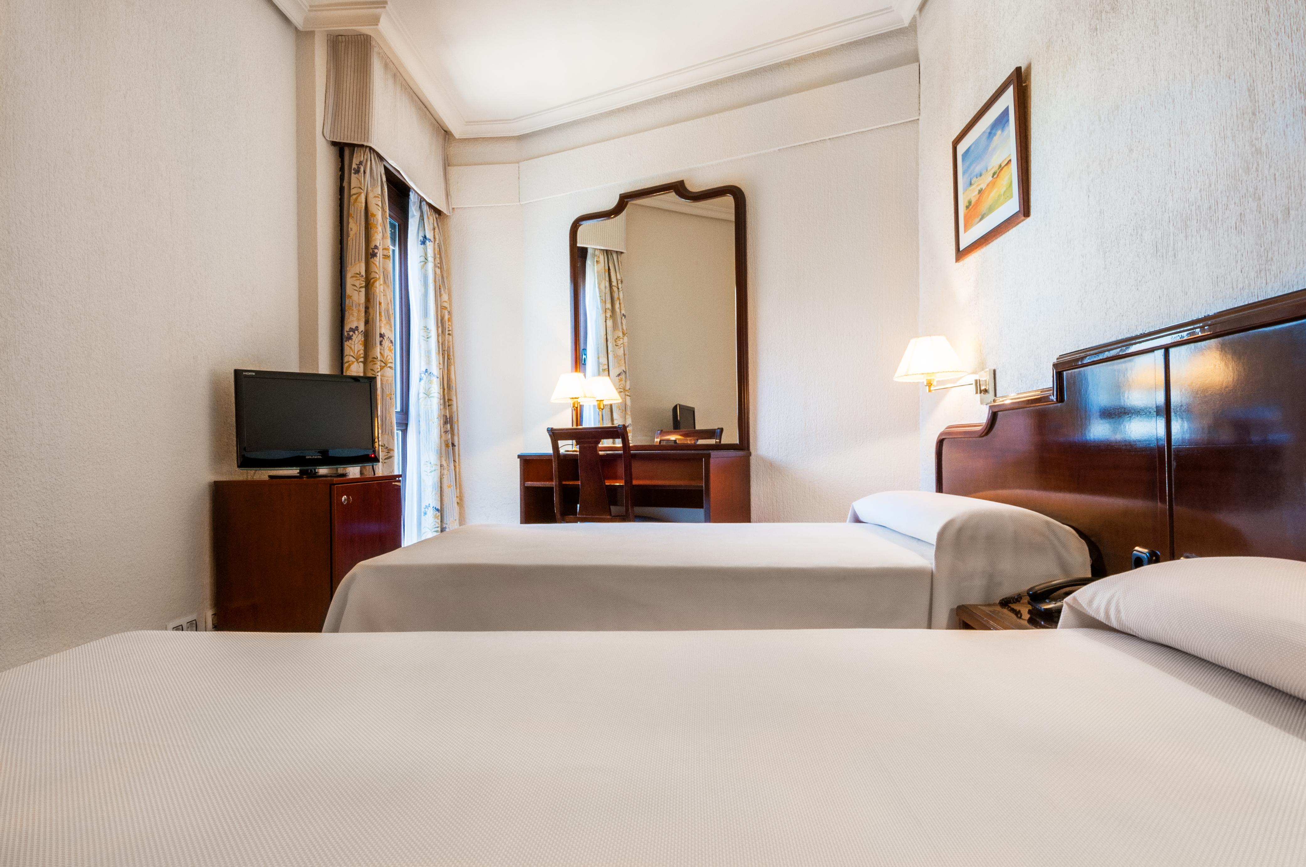 Hotel Alcantara Caces المظهر الخارجي الصورة