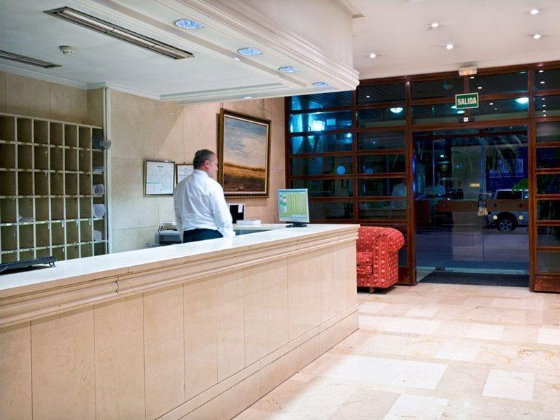 Hotel Alcantara Caces المظهر الخارجي الصورة